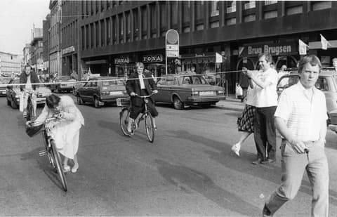 2 Inches (Photo: Karsten Weirup, 1985)
